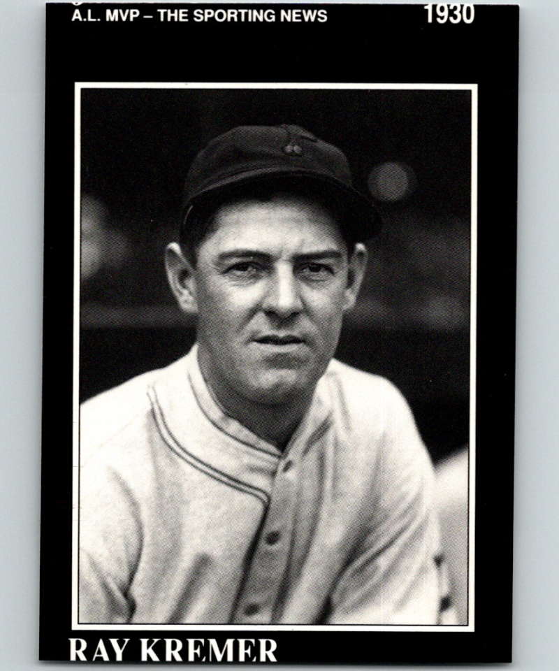 Black and white photo of Ray Kremer in uniform, featured on Pittsburgh Pirates baseball card