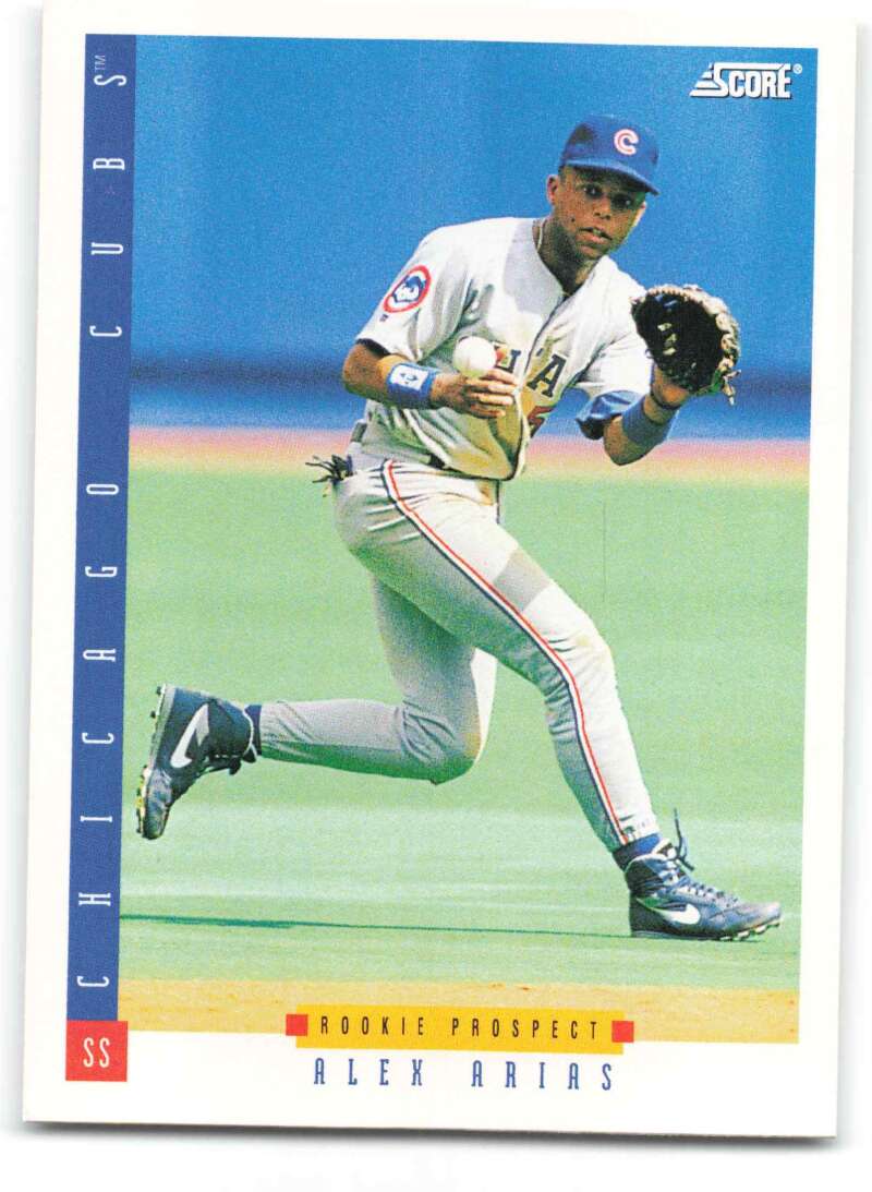 Baseball card of Alex Arias fielding a ground ball for the Chicago Cubs