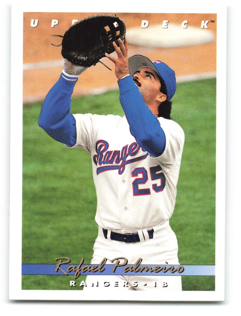 Baseball player in Texas Rangers #25 jersey catching ball, Rafael Palmeiro VG Texas