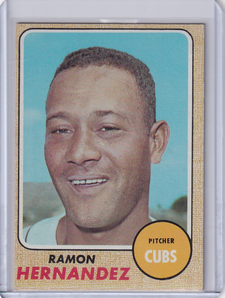 Baseball card of Ramon Hernandez from the 1968 Topps Baseball Chicago Cubs set