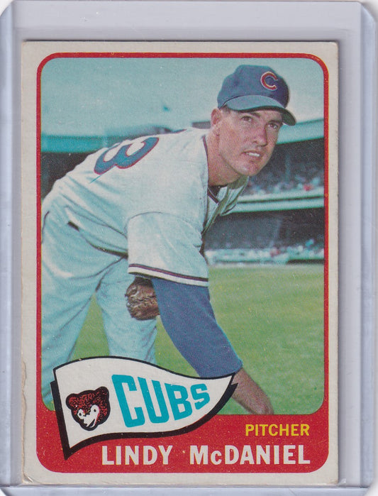 1965 Topps Baseball card of Lindy McDaniel, Chicago Cubs pitcher in throwing pose