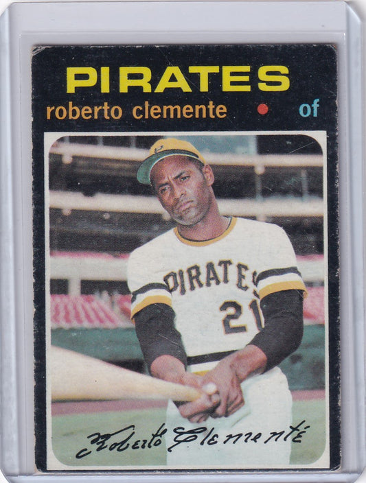 1971 Topps Baseball card of Roberto Clemente in Pittsburgh Pirates home uniform 21