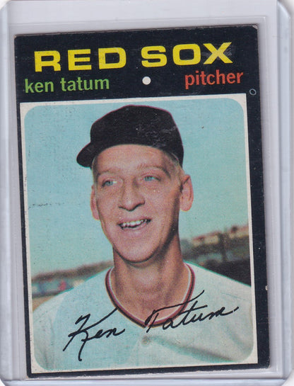 Vintage 1971 Topps Baseball card of Ken Tatum, Boston Red Sox pitcher in team cap