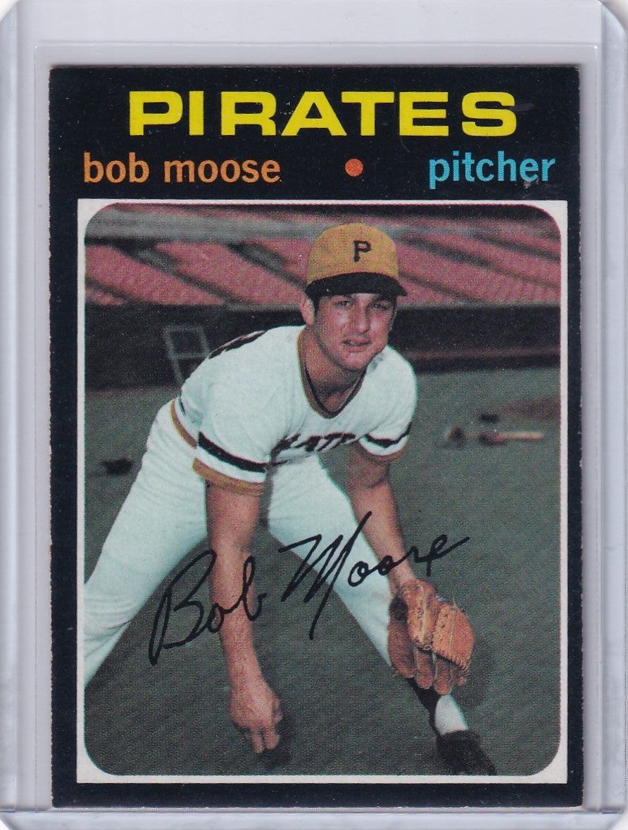 1971 Topps Baseball card of Bob Moose pitching for the Pittsburgh Pirates in action