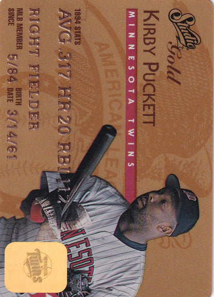 Baseball trading card of Kirby Puckett in batting stance from Leaf Studio Baseball Gold