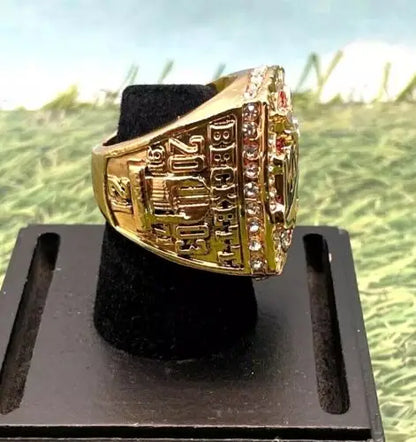 Gold championship ring with gems, Josh Beckett - Florida Marlins World Series Ring Replica