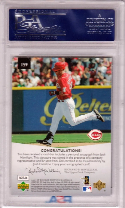 Cincinnati Reds player running in red uniform on JOSH HAMILTON 2007 SP Rookie Auto card