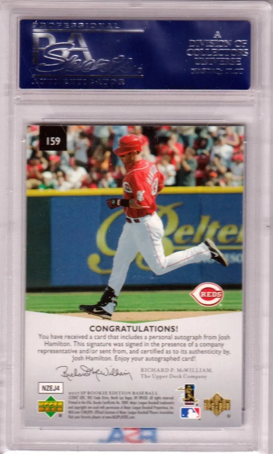 Cincinnati Reds player running in red uniform on JOSH HAMILTON 2007 SP Rookie Auto card