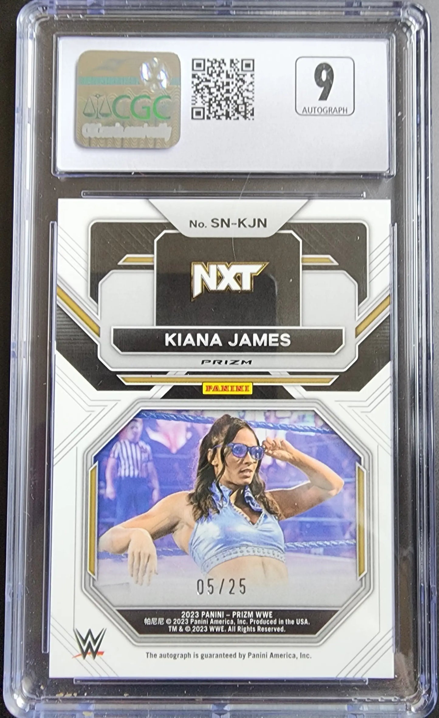 Graded Kiana James 2023 Prizm WWE Sensational Signatures Mojo #5/25 in protective case