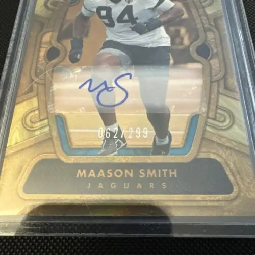 Maason Smith 2024 Panini Gold Standard Rookie Auto football card for Jaguars collectors