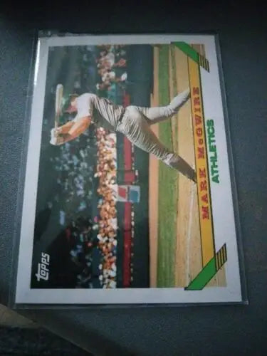 Mark McGwire 1993 Topps Baseball Card showcasing the Oakland Athletics player