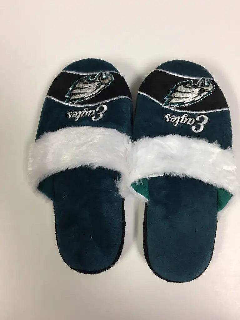 Dark green Womens Stripe Logo Slippers with faux fur lining and Philadelphia Eagles logo