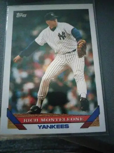 Rich Monteleone trading card from 1993 Topps featuring New York Yankees #779