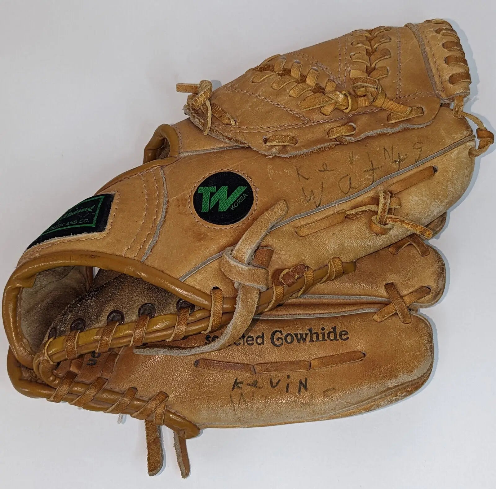 Tan leather baseball glove from VTG Sears Roebuck Ted Williams Signature Model 16182